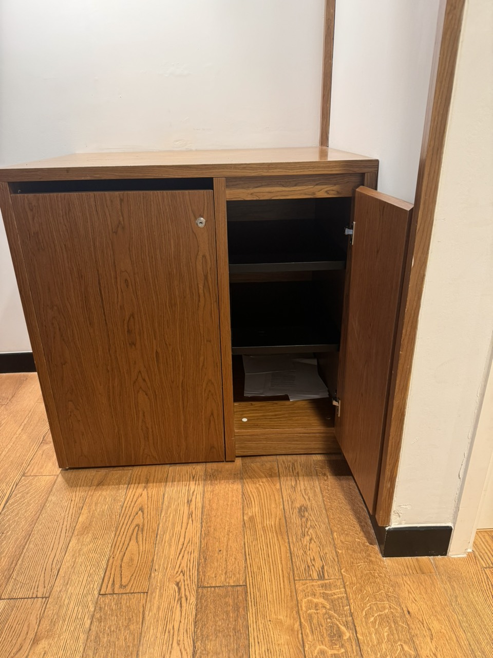 Tủ hồ sơ cũ SP021128