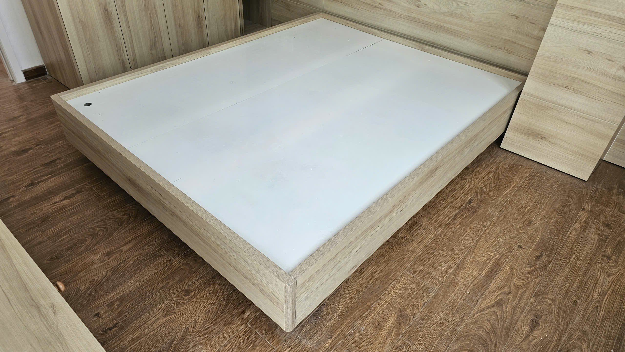 Giường cũ  SP021150