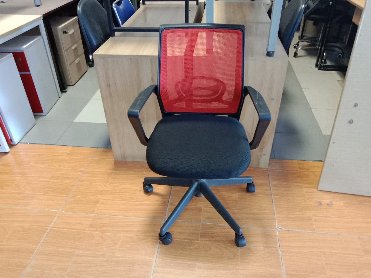 Bàn làm việc cũ SP019314
