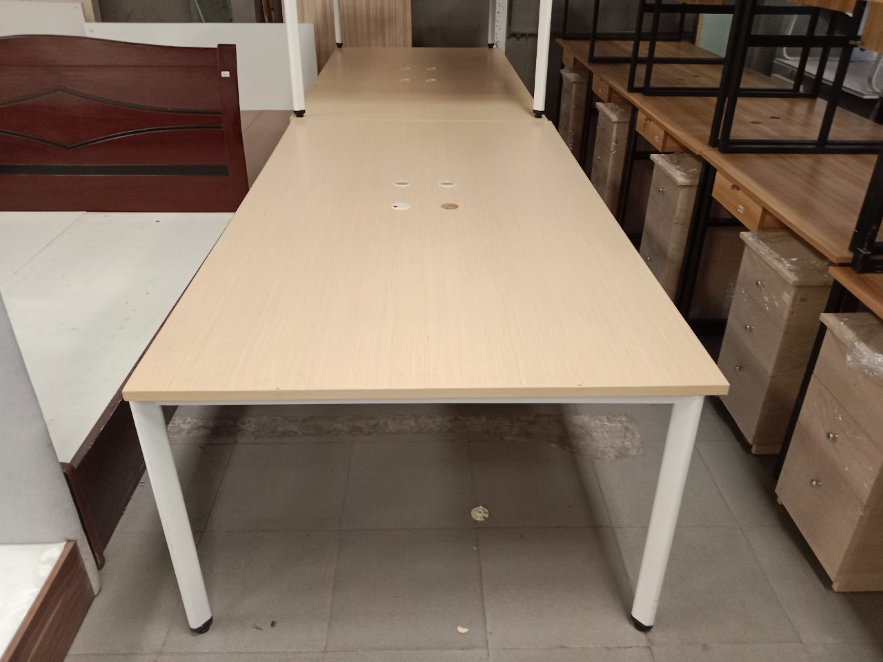 Bàn họp cũ SP019325