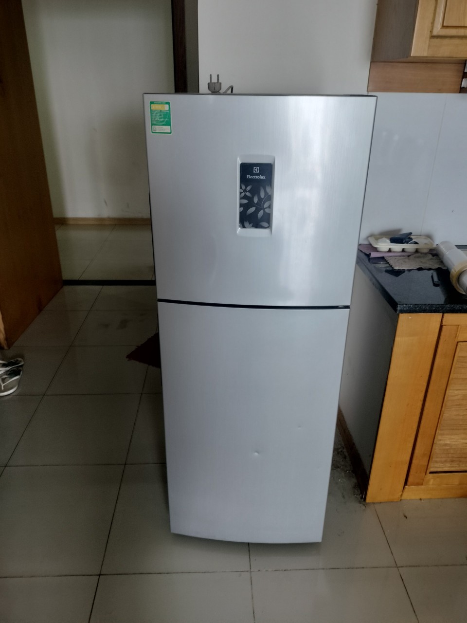 Tủ lạnh Electrolux 225 Lít ETB2302PE cũ SP019416