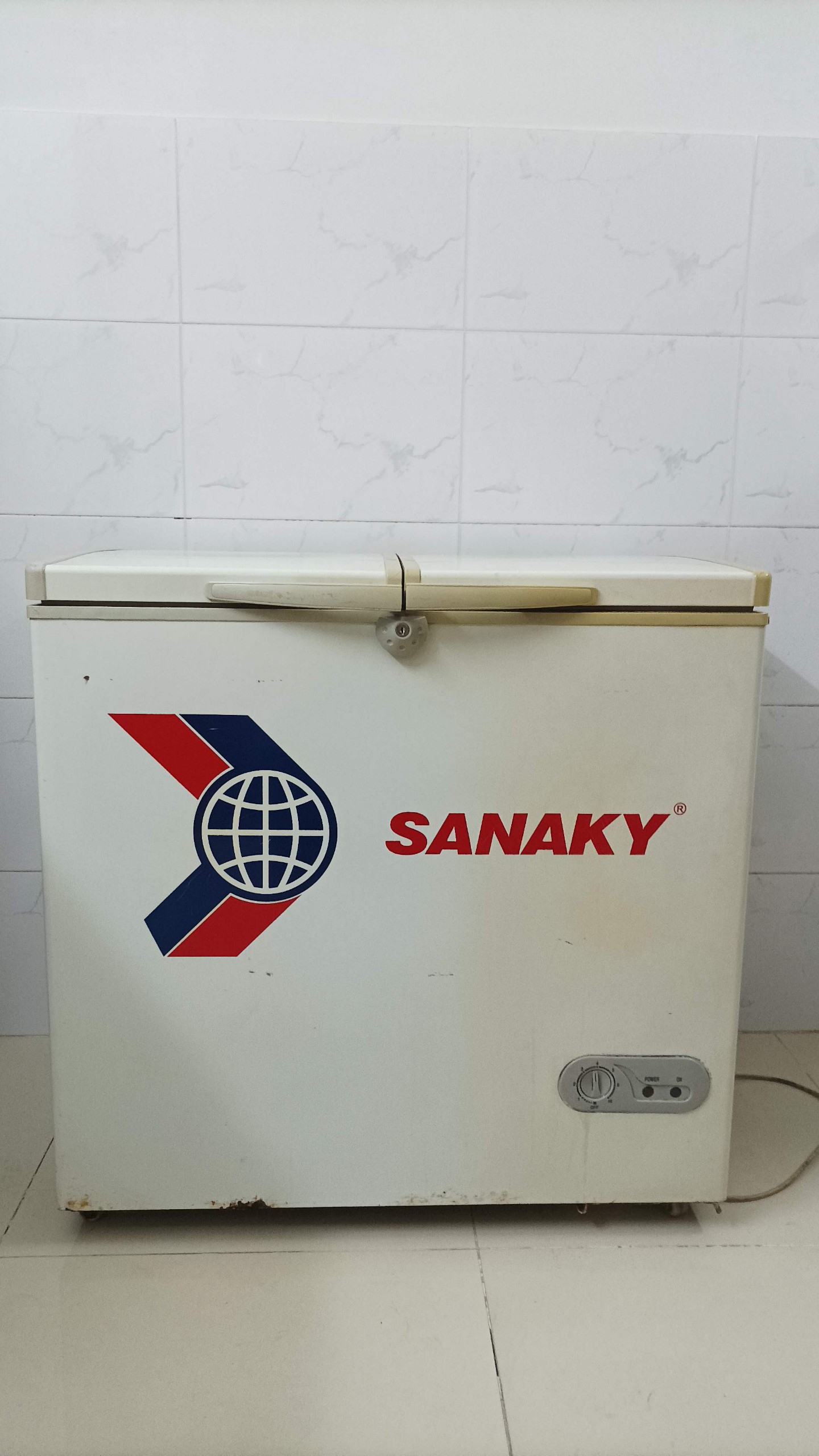 Tủ đông Sanaky 175 Lít VH-225A cũ SP017355