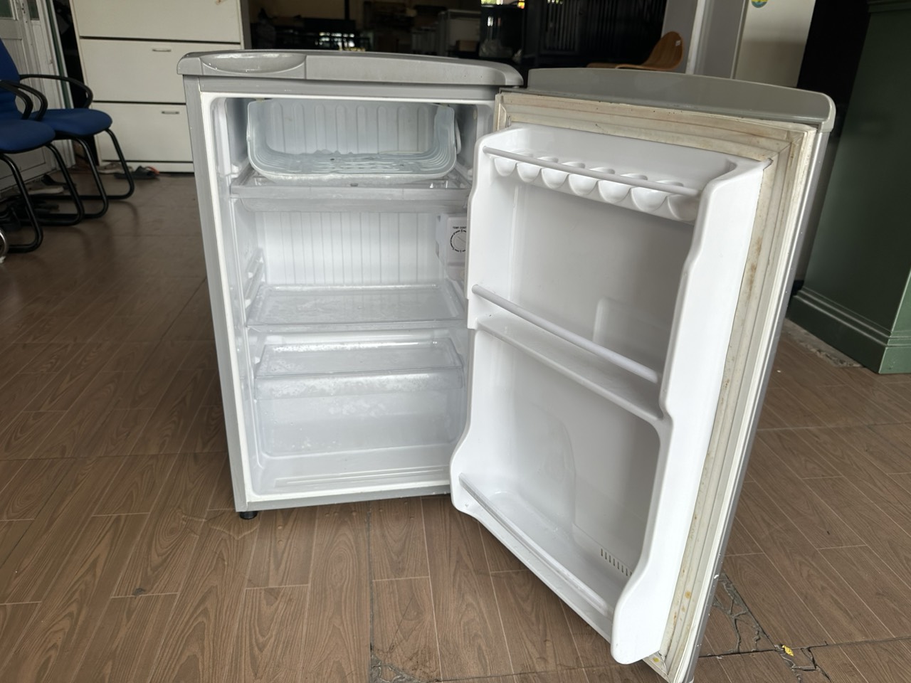 Tủ lạnh Sanyo 90 Lít SR-9JR cũ SP019524