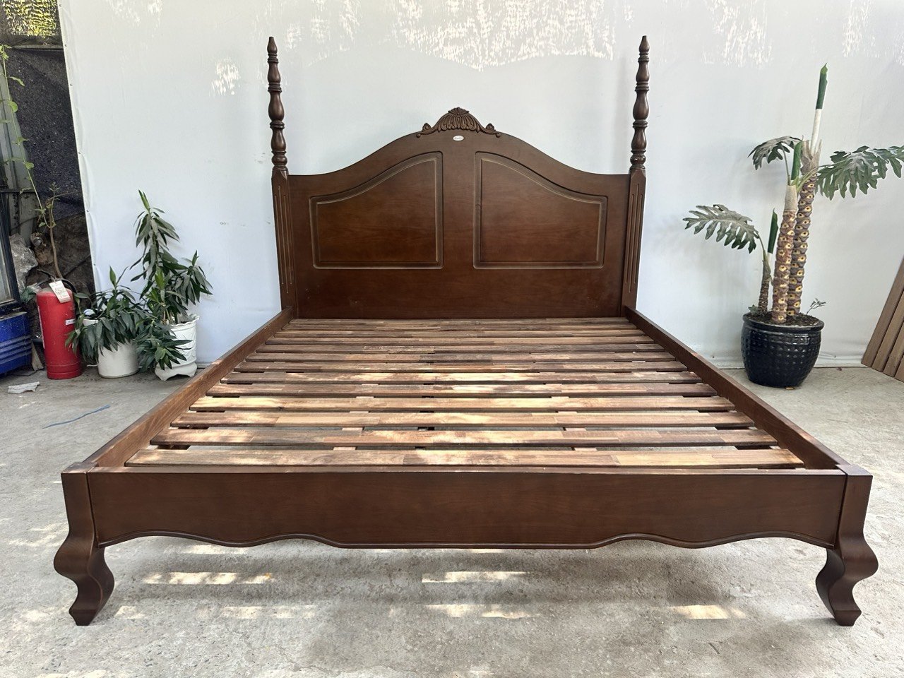 Giường gỗ cũ SP020607