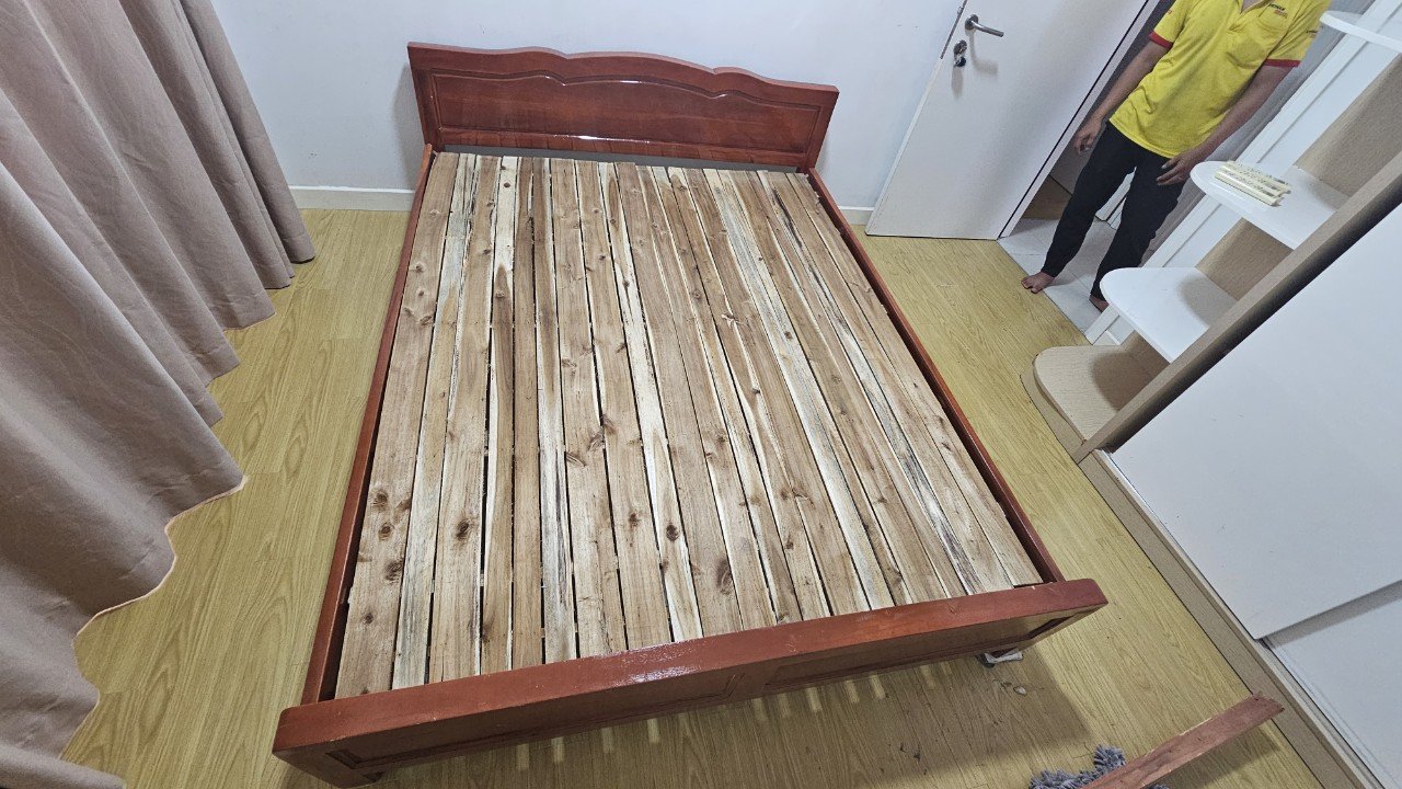 Giường gỗ cũ  SP020554