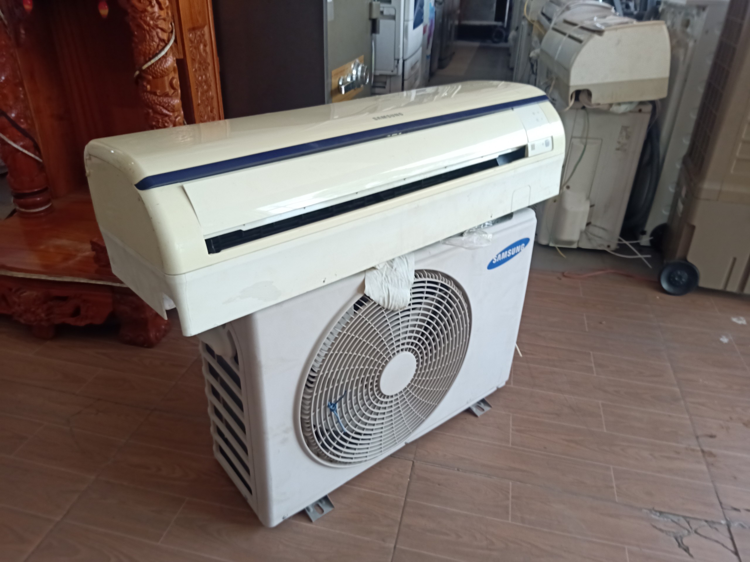 Máy lạnh Samsung 1.0HP AS09TUQX cũ SP017685