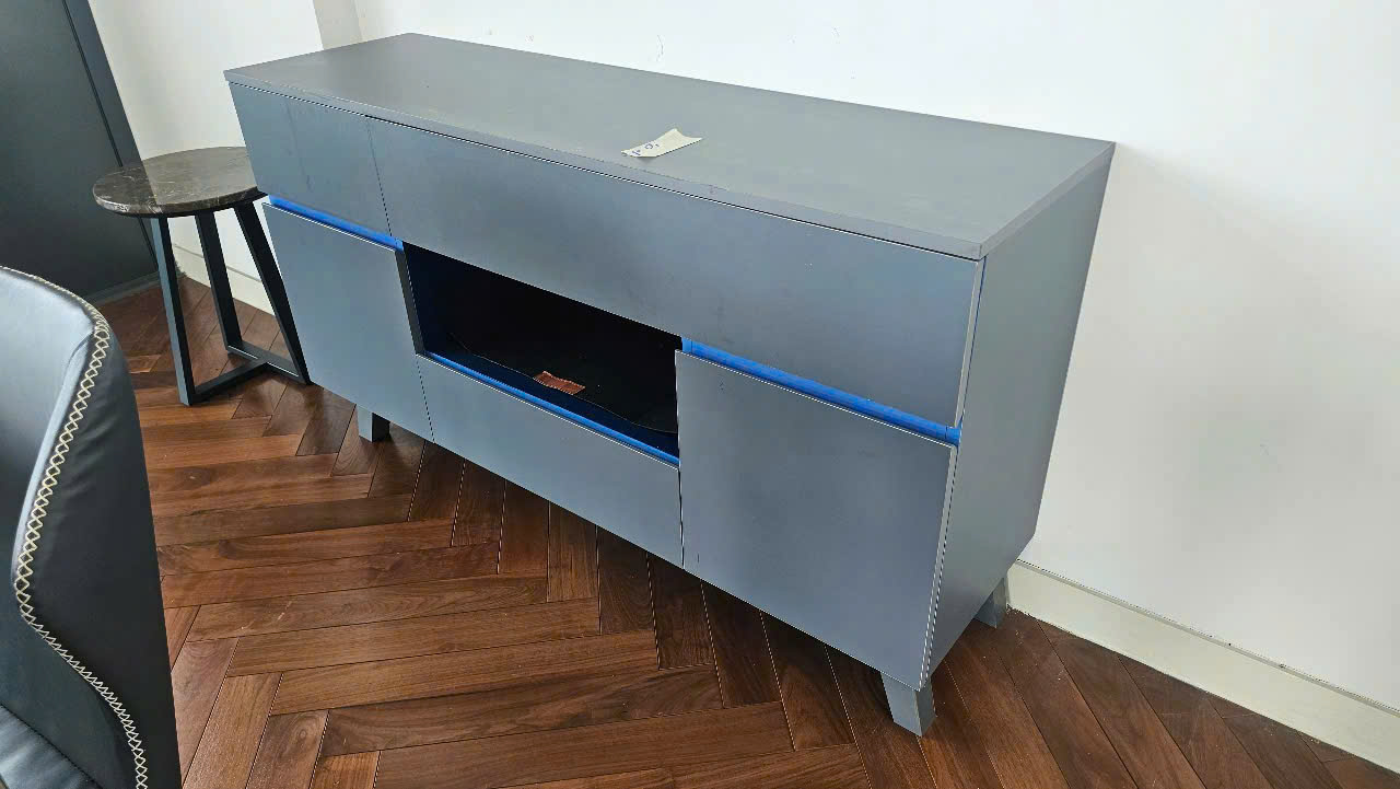 Tủ tivi cũ   SP021076