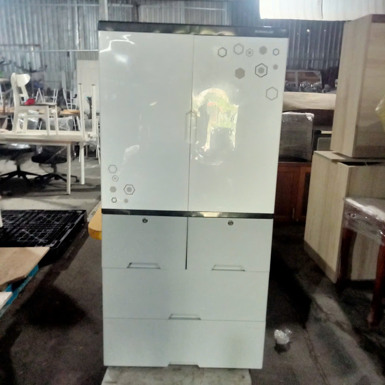 Tủ quần áo nhựa cũ SP021165