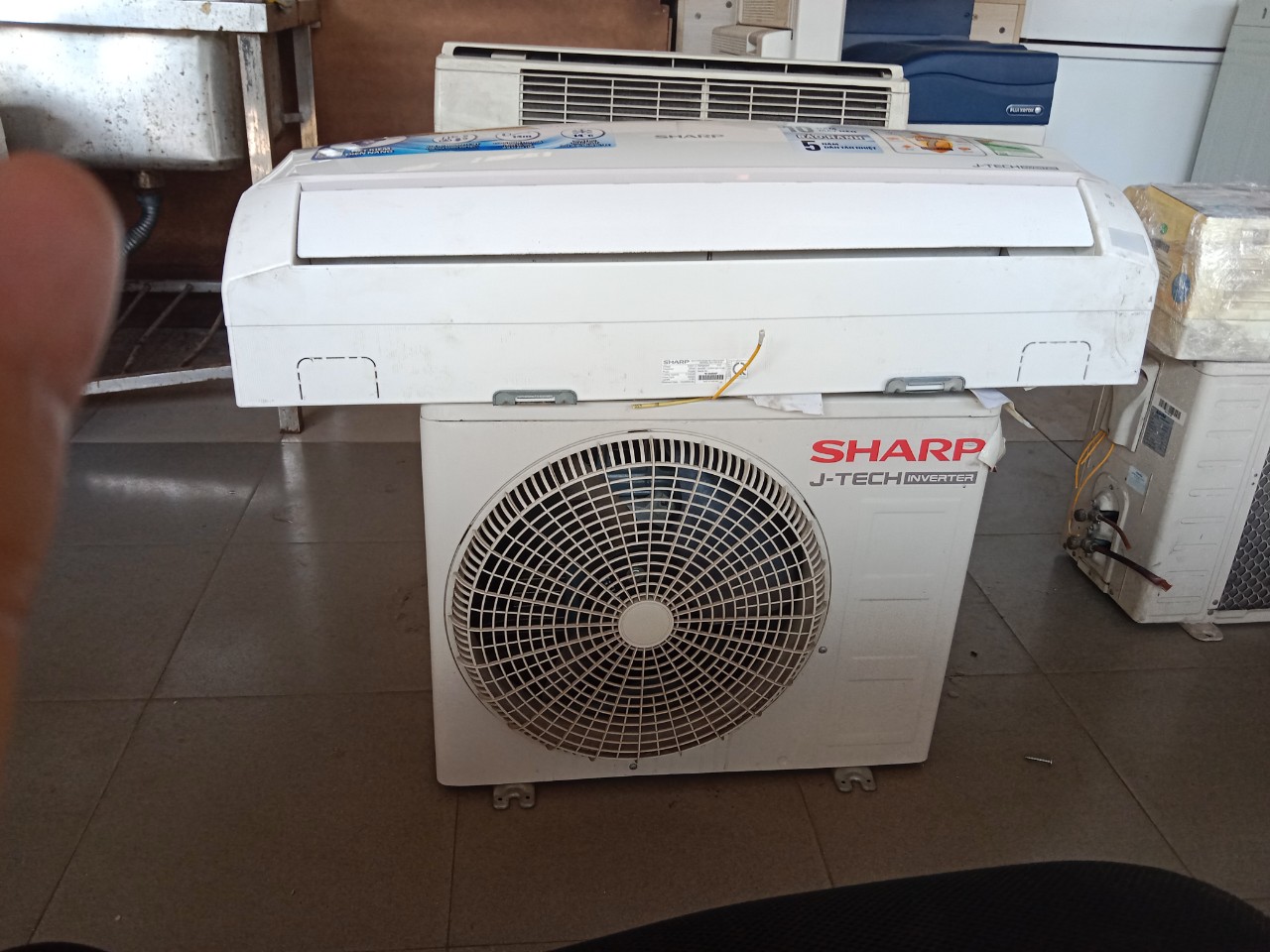 Máy lạnh Inverter Sharp 1.5 HP AU-X12VEW cũ  SP018061.1