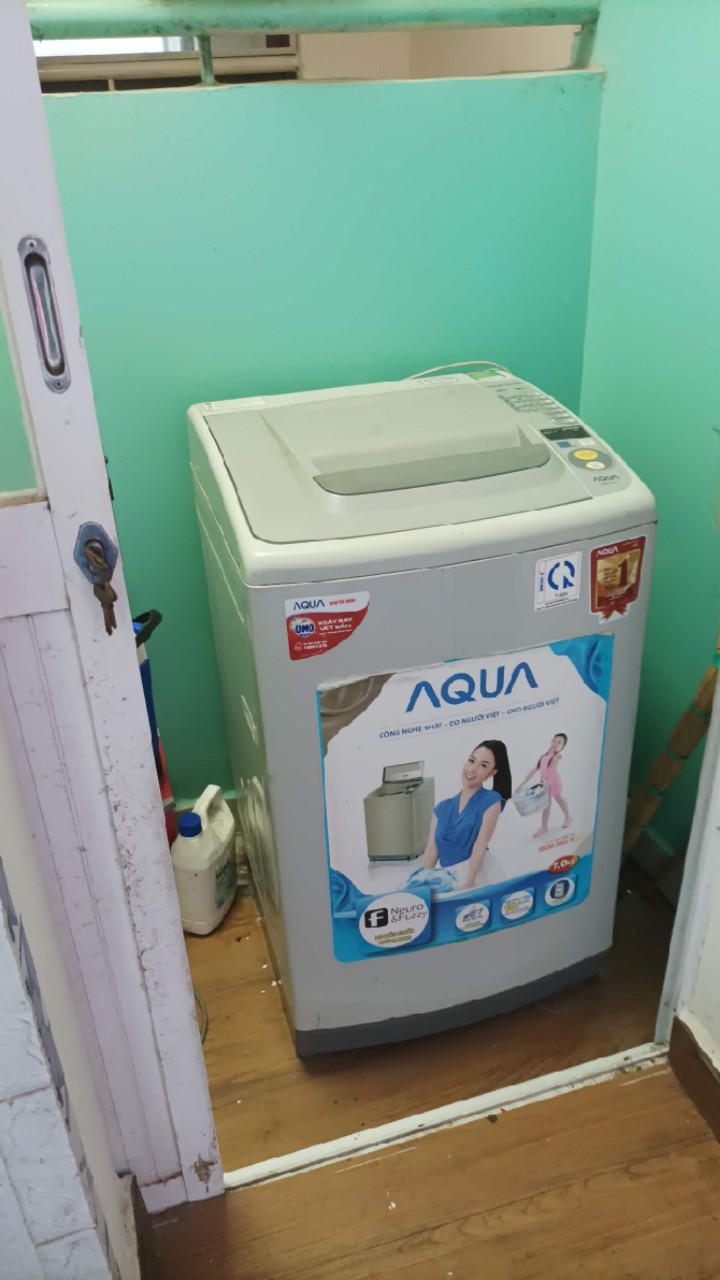 Máy giặt AQUA AQW-S70KT cũ SP018019